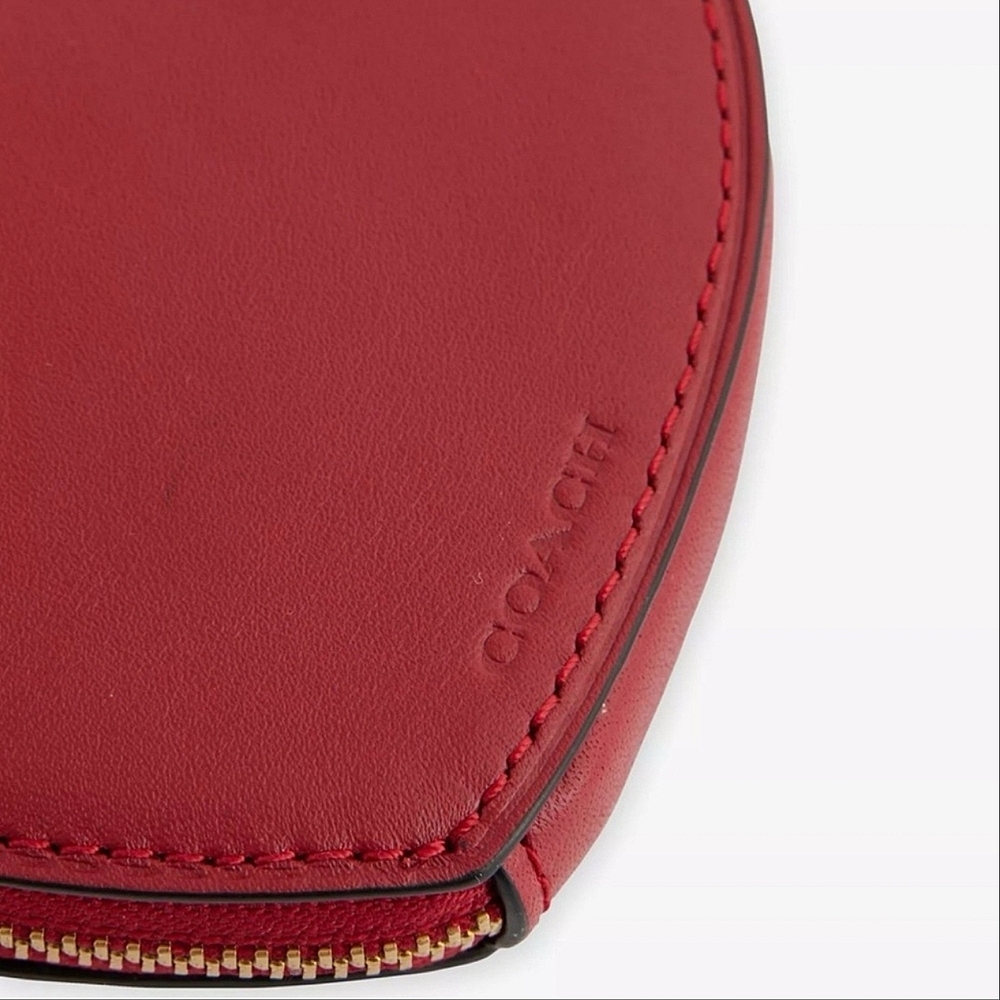 ❤️ COACH Heart Coin Purse Limited Edition NWT - Picture 5 of 13